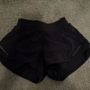 lululemon black hotty hot shorts